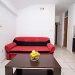 Suzana *
