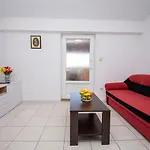 Apartment Suzana *